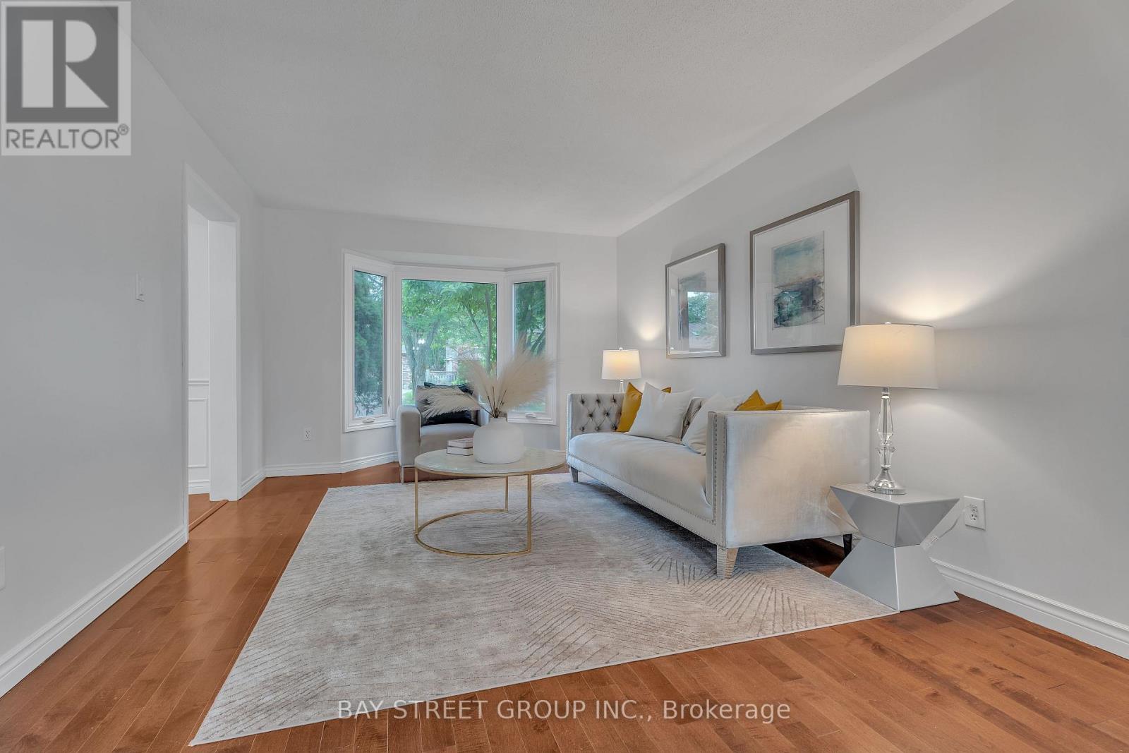 33 Repton Avenue, London North, Ontario  N5X 3G3 - Photo 8 - X12135770