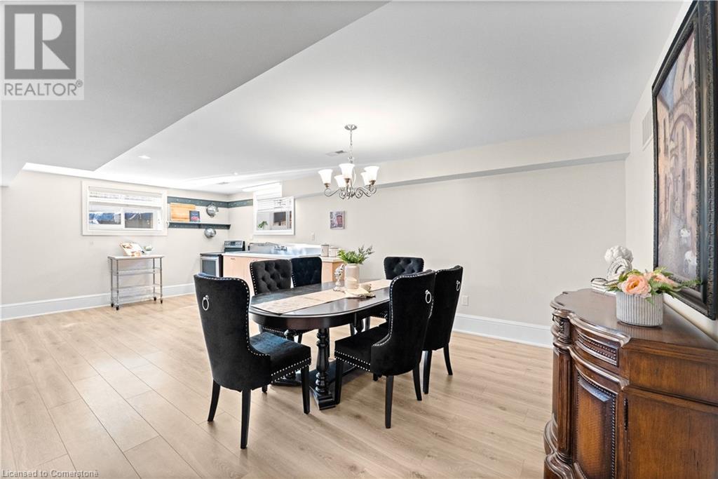 211 Lewis Road, Stoney Creek, Ontario  L8E 5G7 - Photo 33 - 40712617