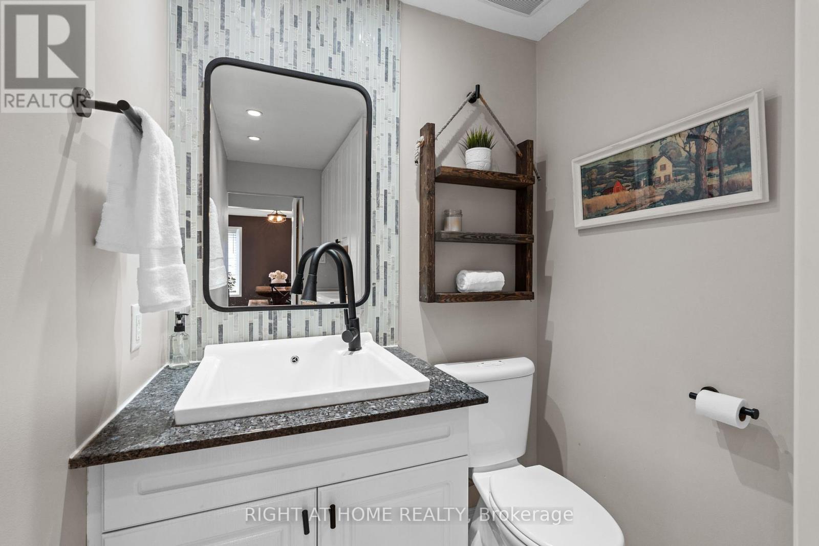818 Gadwell Crescent, Ottawa, Ontario  K1E 2L1 - Photo 21 - X12135836