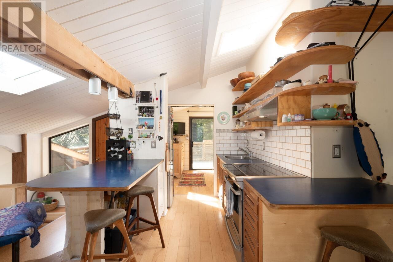 1467 Tunstall Boulevard, Bowen Island, British Columbia  V0N 1G2 - Photo 9 - R3000672