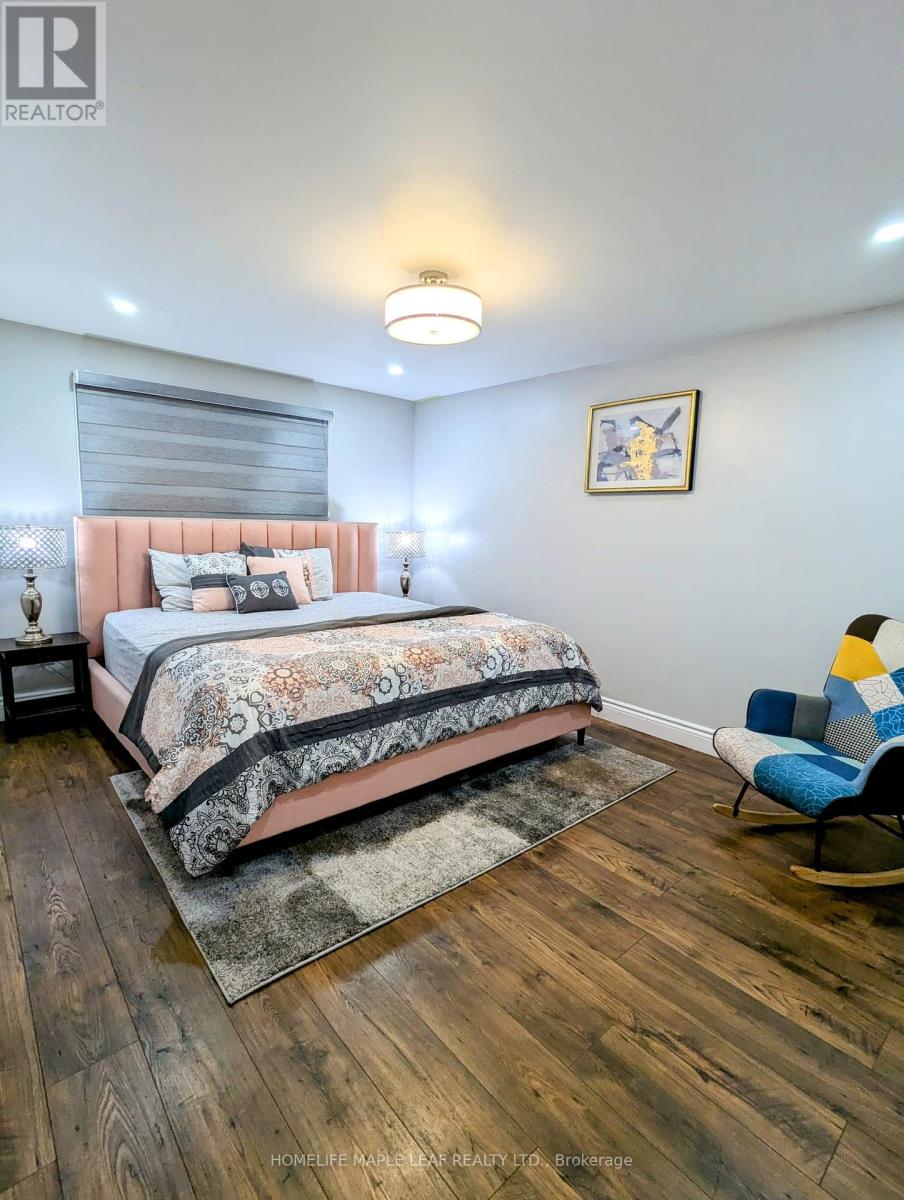261 Overlea Drive, Kitchener, Ontario  N2M 1T7 - Photo 14 - X12128812