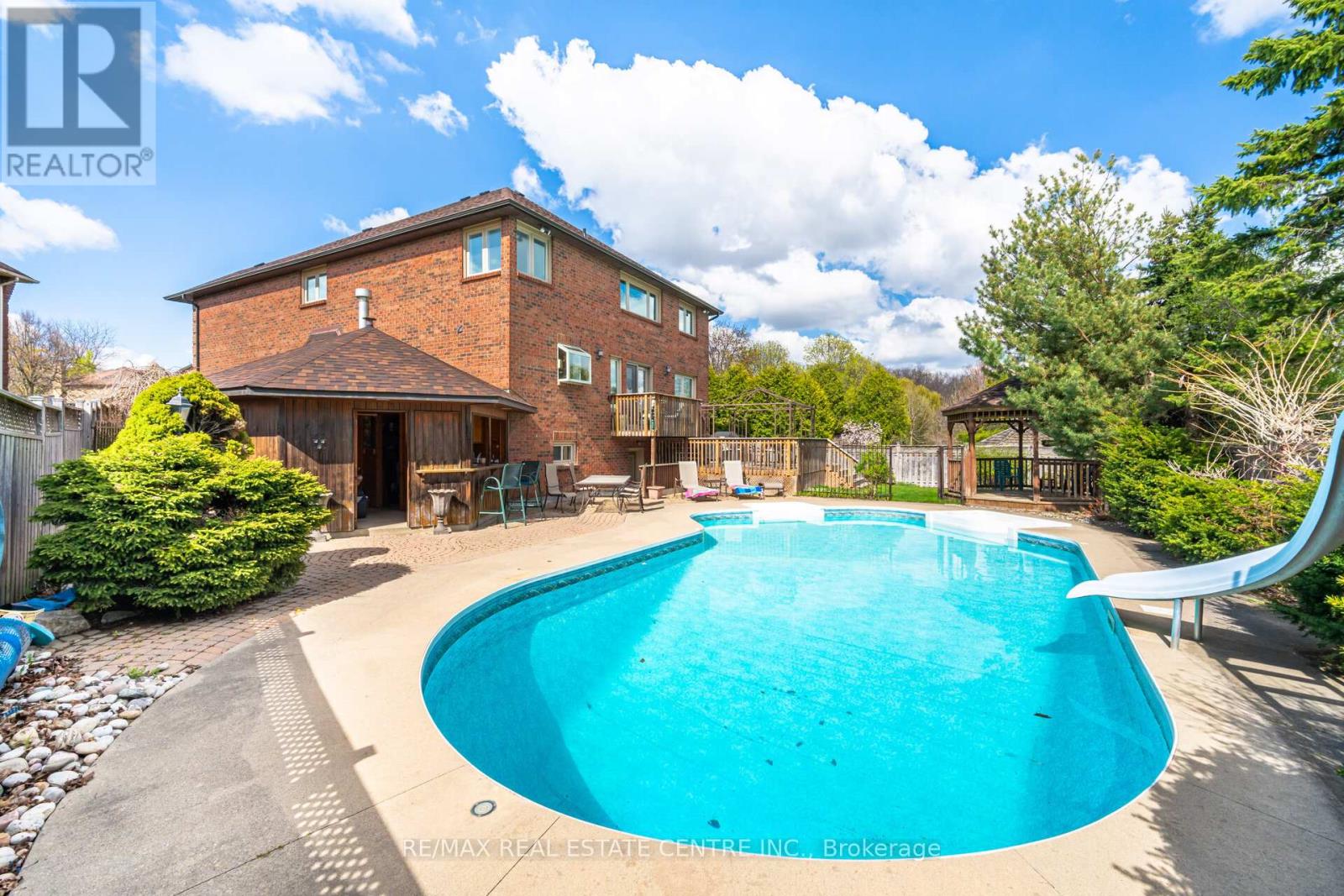 42 Fernbrook Crescent, Brampton, Ontario  L6Z 3P2 - Photo 49 - W12135386