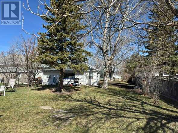 724 Lacombe Street, Pincher Creek, Alberta  T0K 1W0 - Photo 15 - A2212577