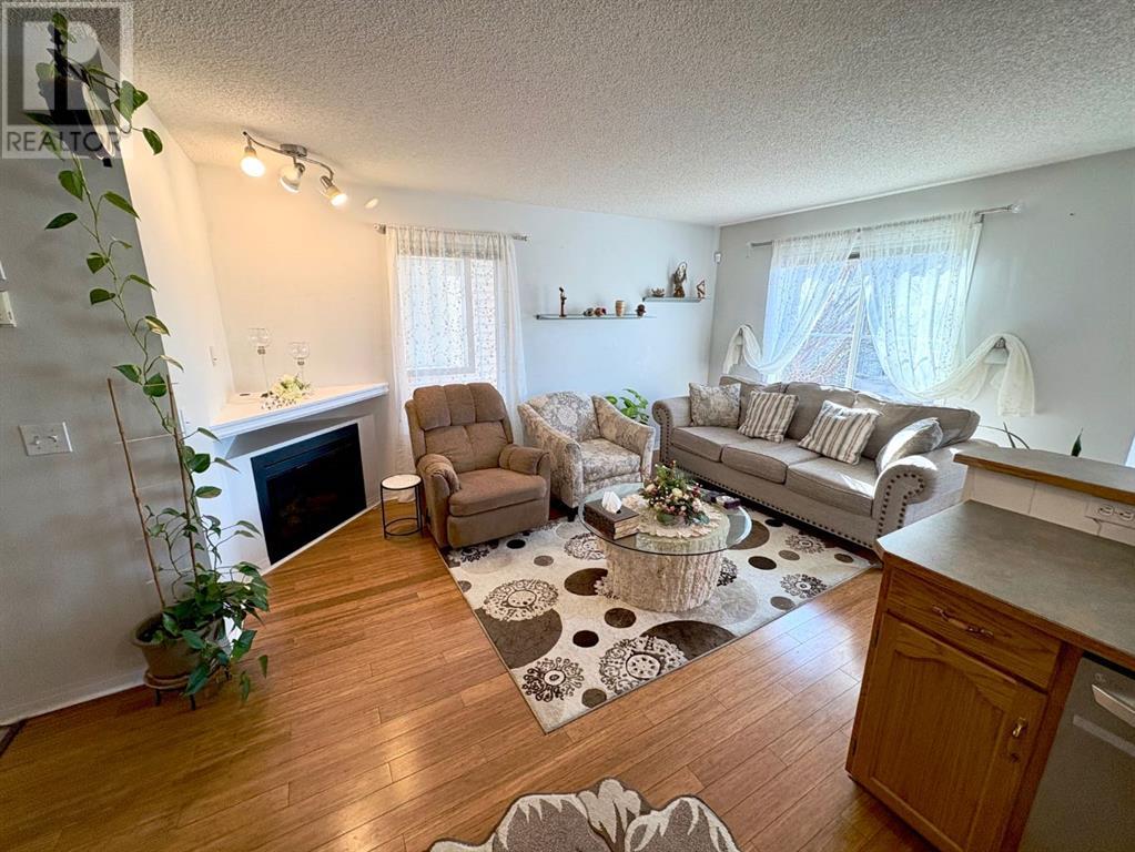 102 Hidden Creek Rise Nw, Calgary, Alberta  T3A 6L5 - Photo 14 - A2209203