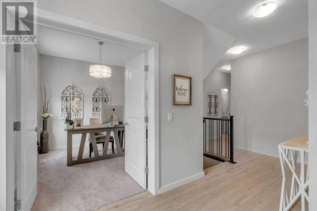 Property at 40 Marquis Crescent SE image 2