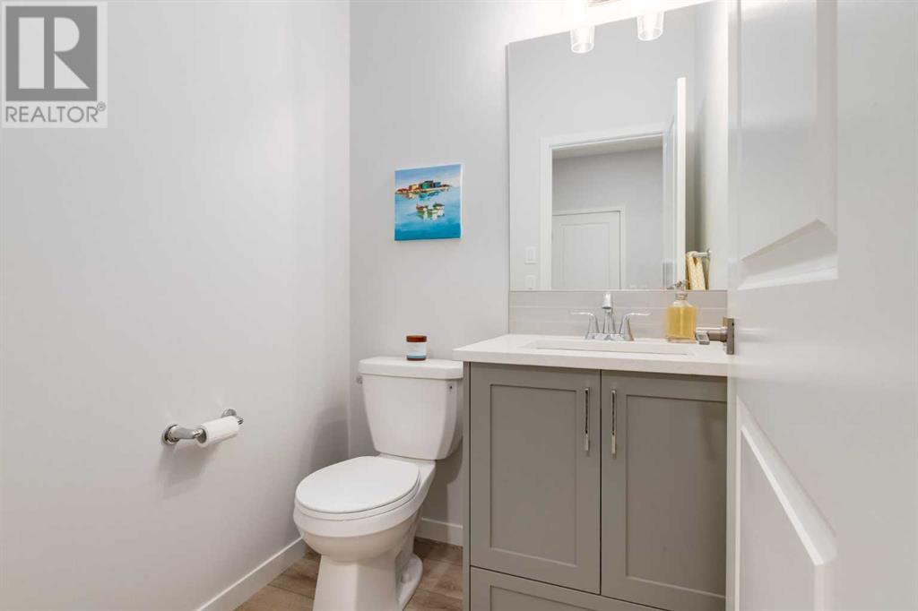 24 Royston Rise Nw, Calgary, Alberta  T3L 0J2 - Photo 17 - A2219199