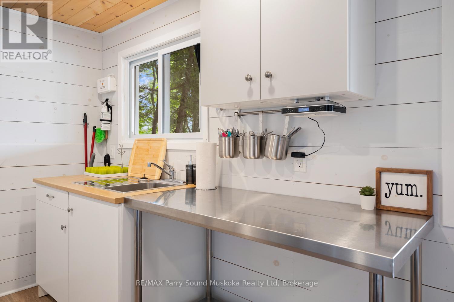 3 Macey Drive, Whitestone, Ontario  P0A 1G0 - Photo 15 - X12135855