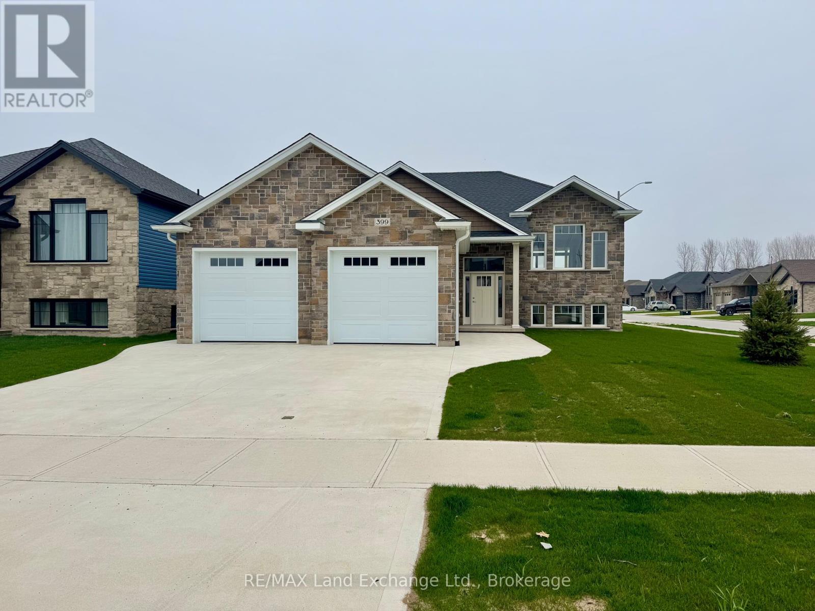 399 AMANDA'S WAY, Saugeen Shores, Ontario
