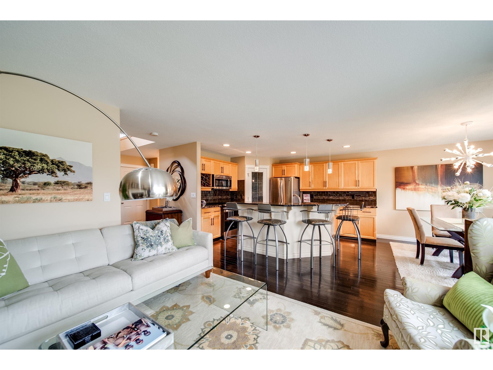Property at #18 211 BLACKBURN E SW image 5