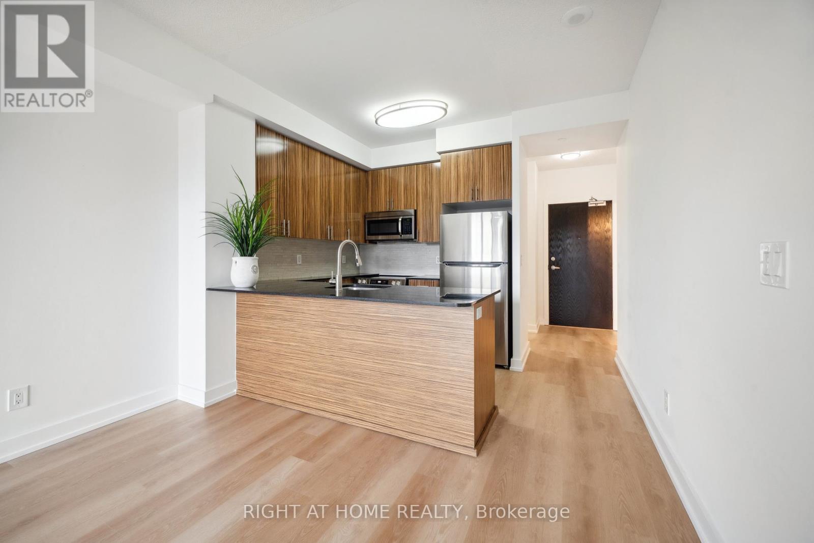 1005 - 225 Sackville Street, Toronto, Ontario  M5A 0B9 - Photo 2 - C12135865
