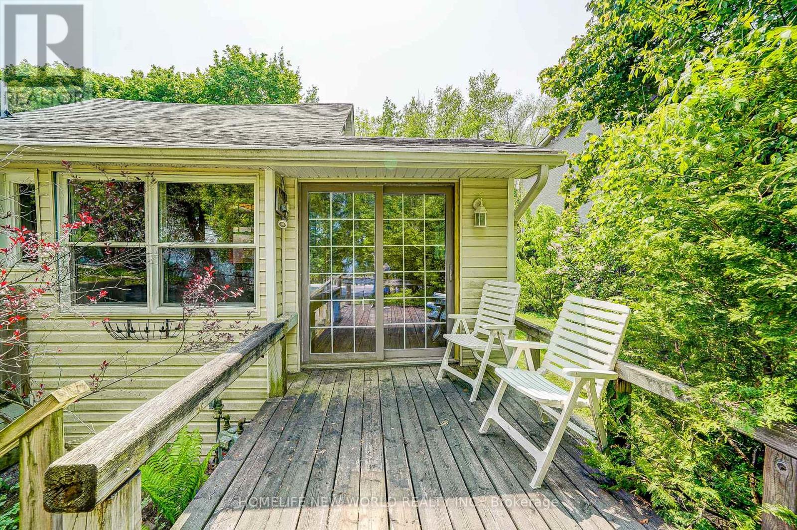5741 Lakeshore Road, Whitchurch-Stouffville, Ontario  L4A 2Z4 - Photo 2 - N12135853