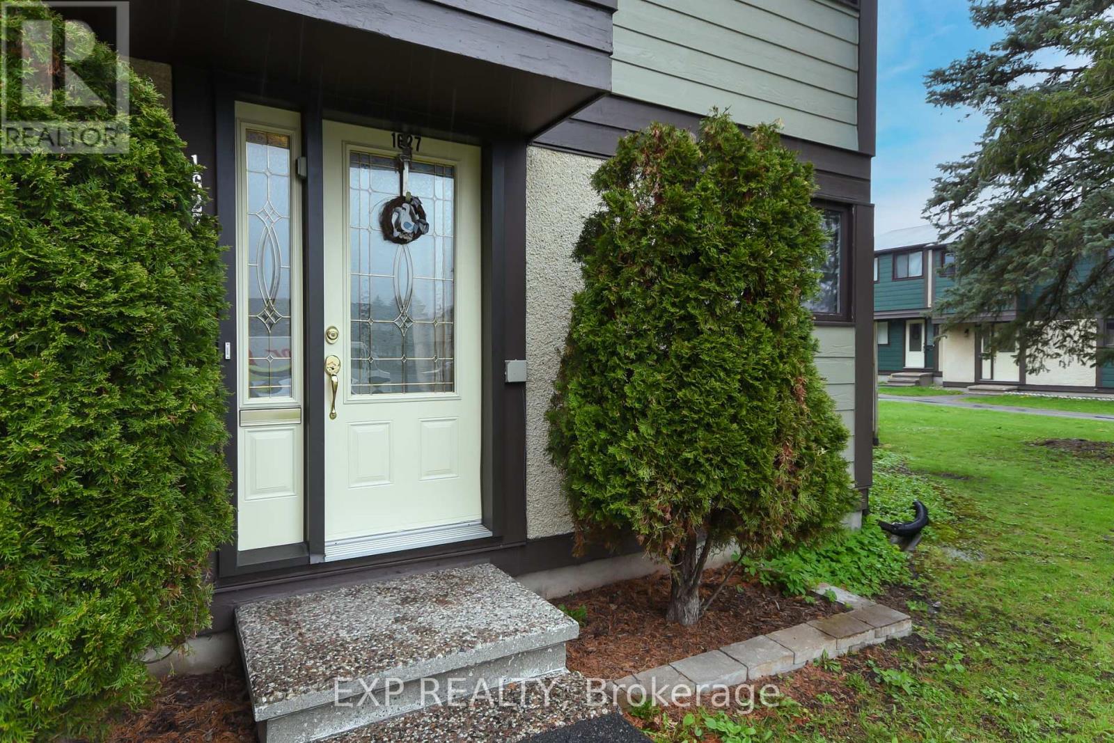 Property at 1627 MEADOWBROOK ROAD image 2