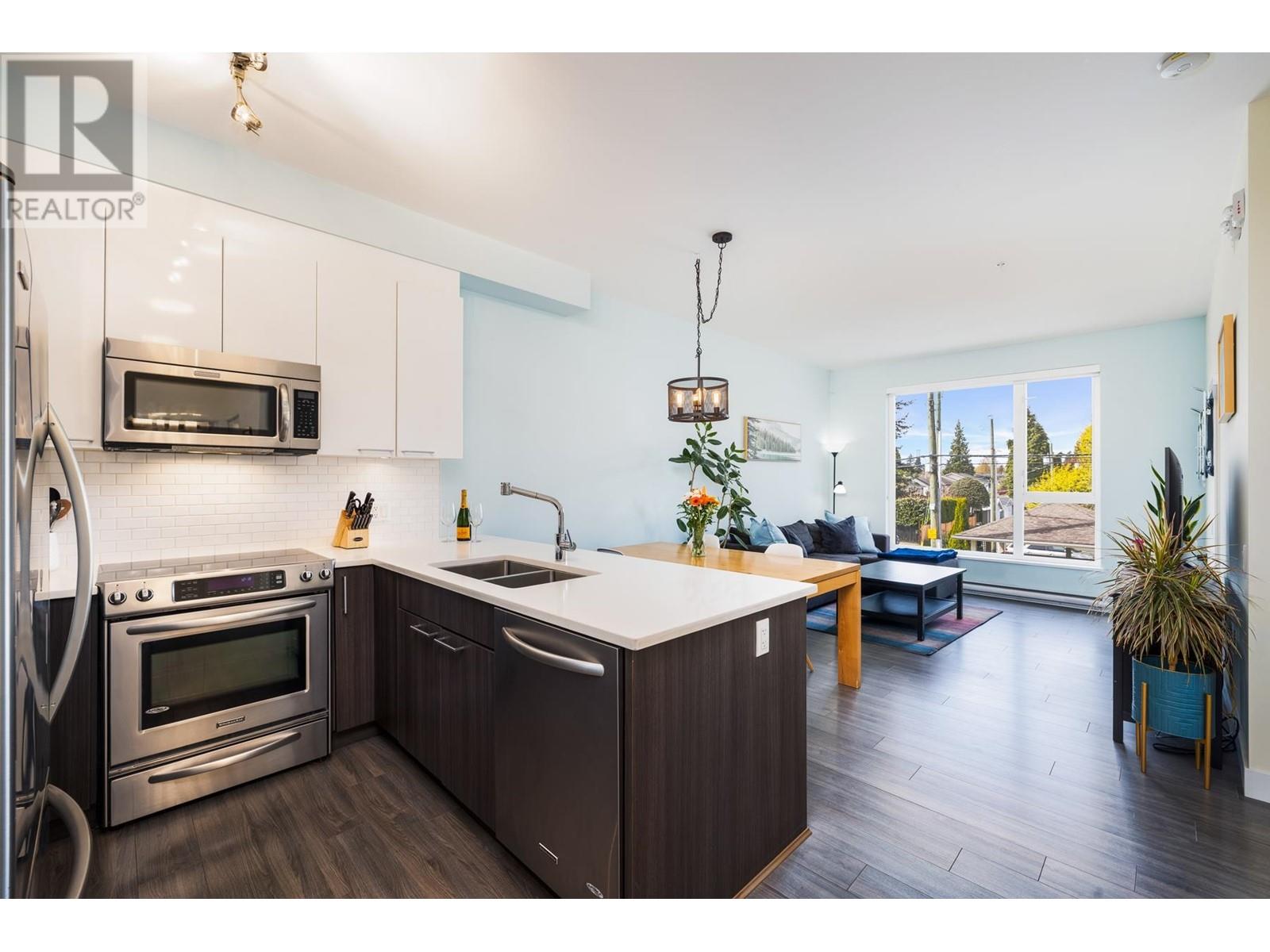 207 1201 W 16th Street, North Vancouver, British Columbia  V7P 1R5 - Photo 6 - R2999014