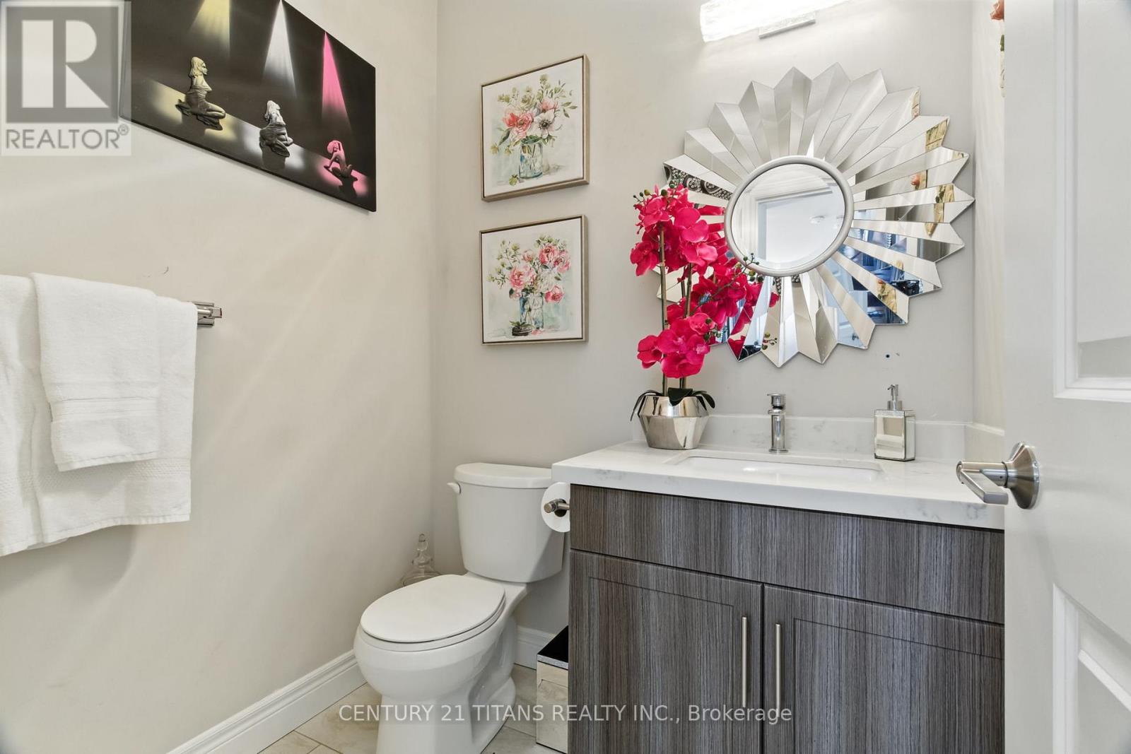 2 Sparrow Crescent E, East Luther Grand Valley, Ontario  L9W 7P2 - Photo 6 - X12134445