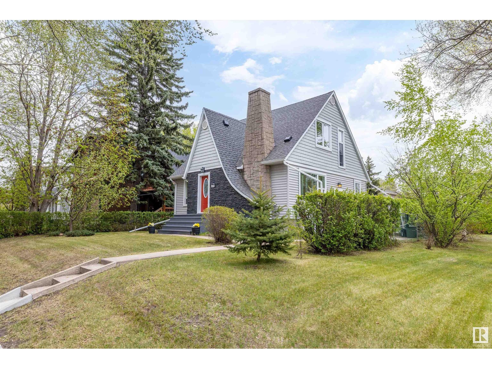 Property at 11651 77 AV NW image 5