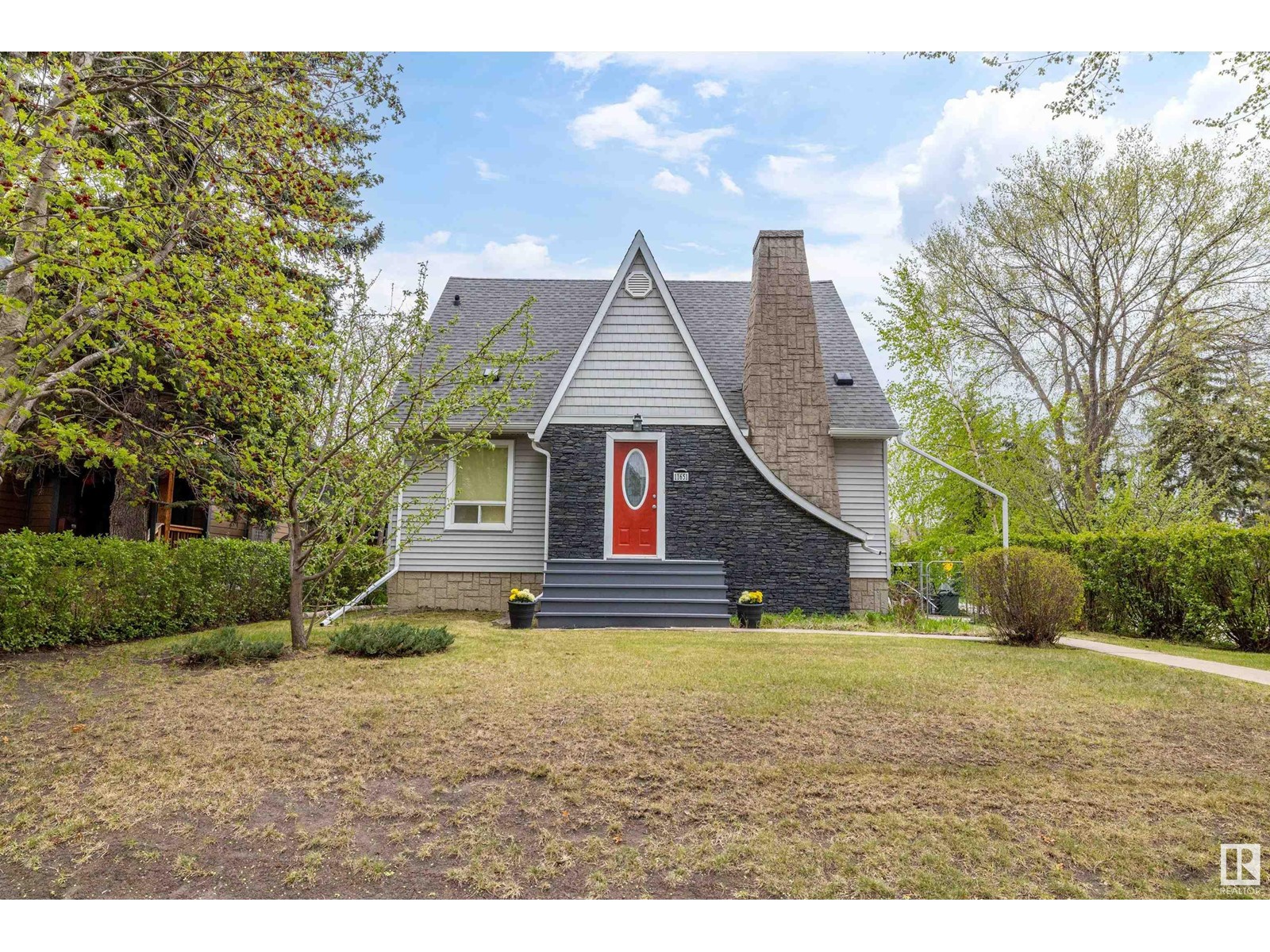 Property at 11651 77 AV NW image 1