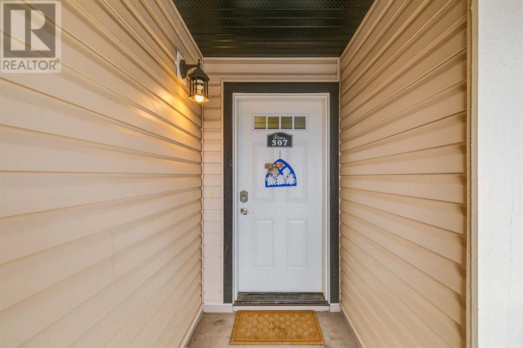 Property at 307, 8 Bayside Place image 3