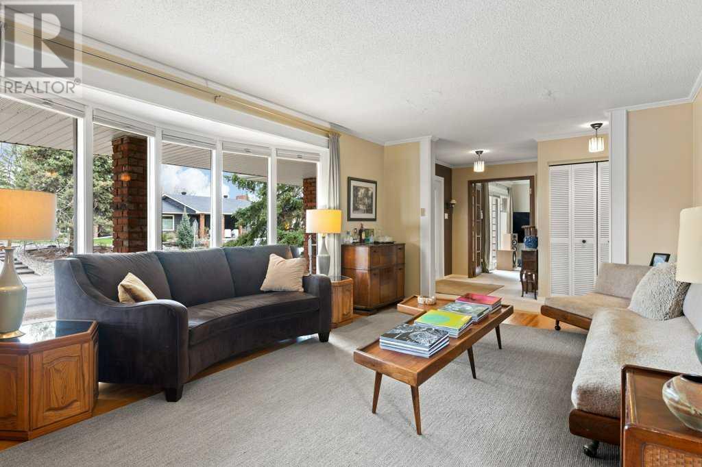 Property at 1011 Lake Bonavista Drive SE image 5