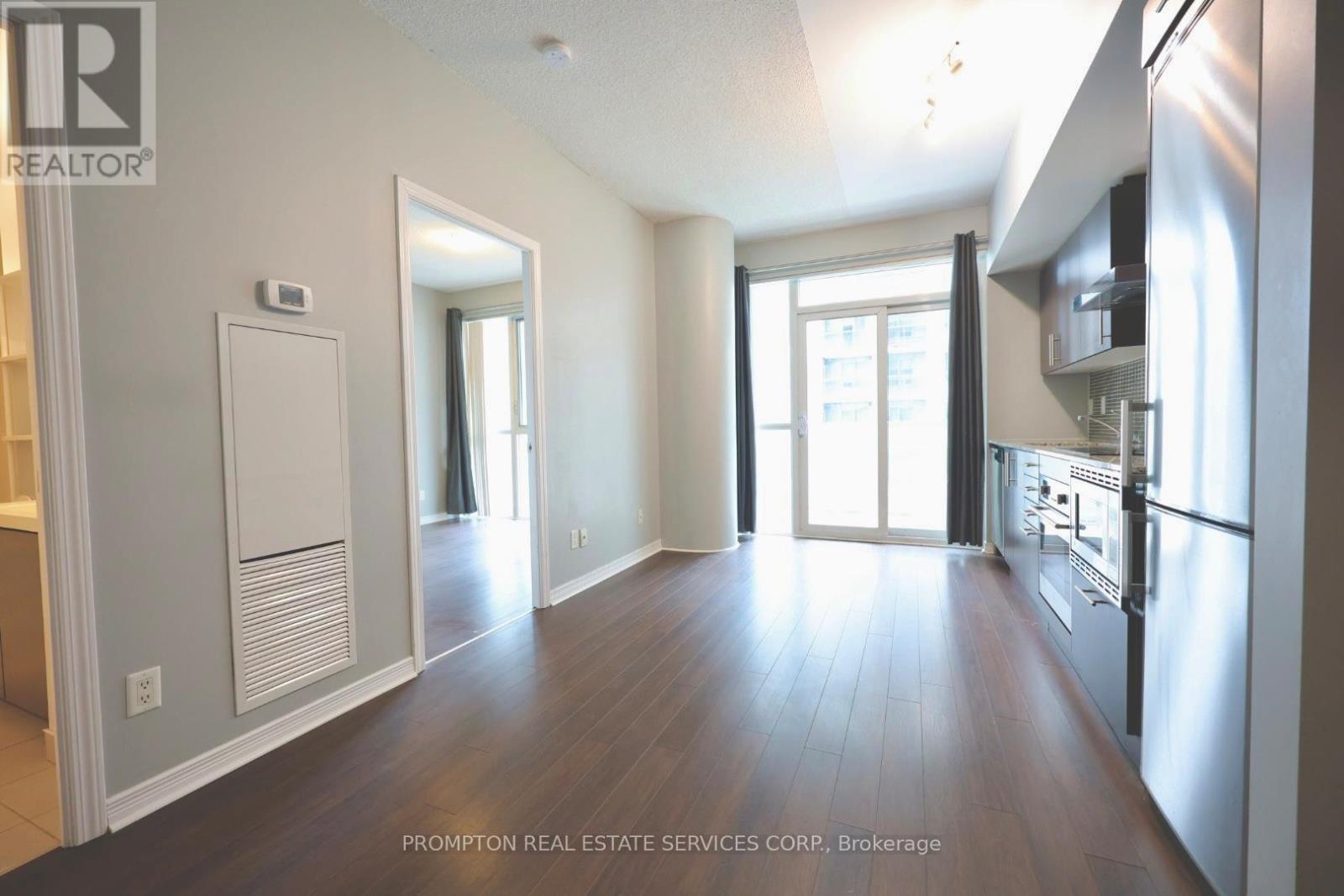 Property at 1417 - 352 FRONT STREET image 3