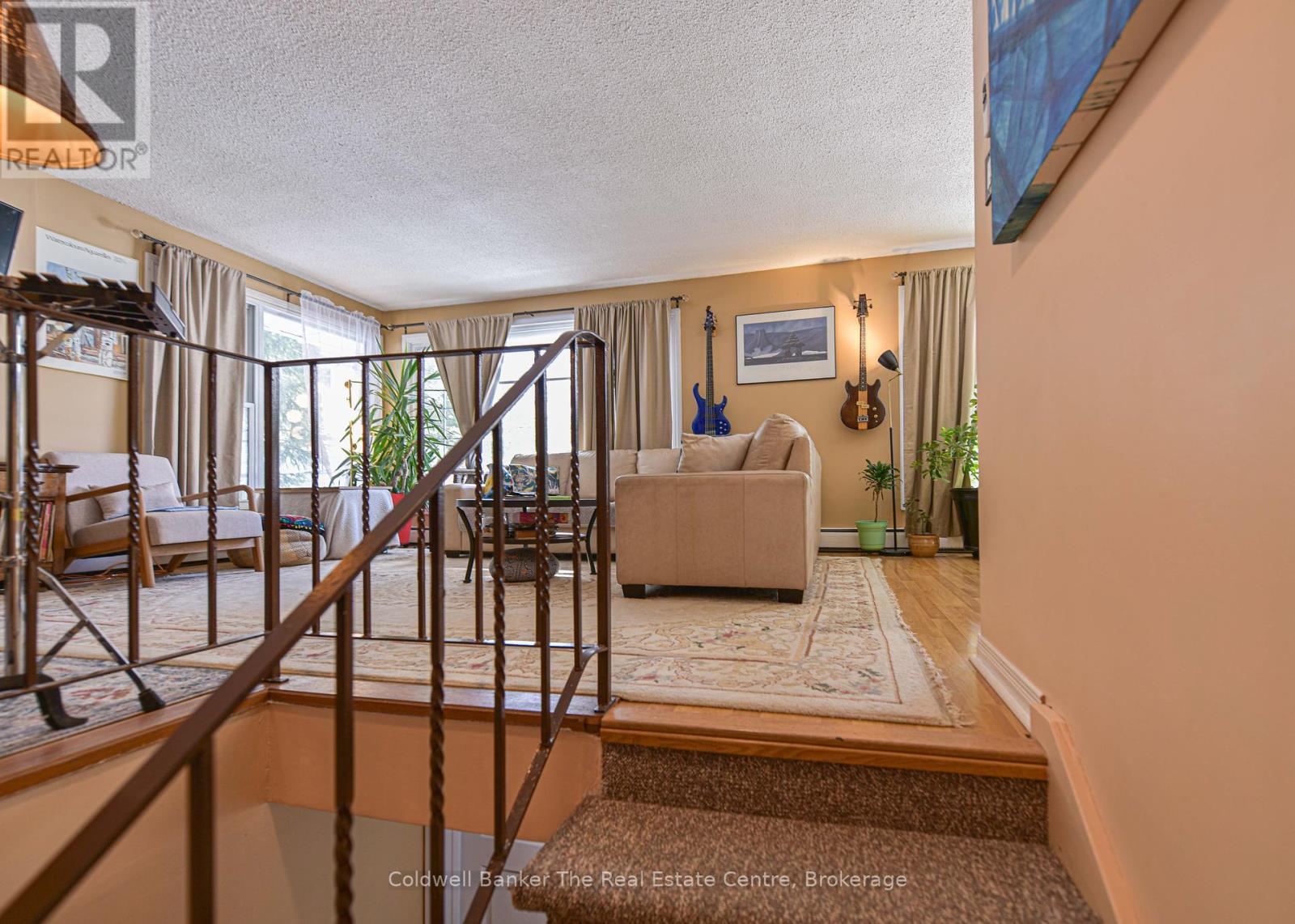 822 Pinedale Road, Gravenhurst, Ontario  P1P 1L3 - Photo 17 - X12021792