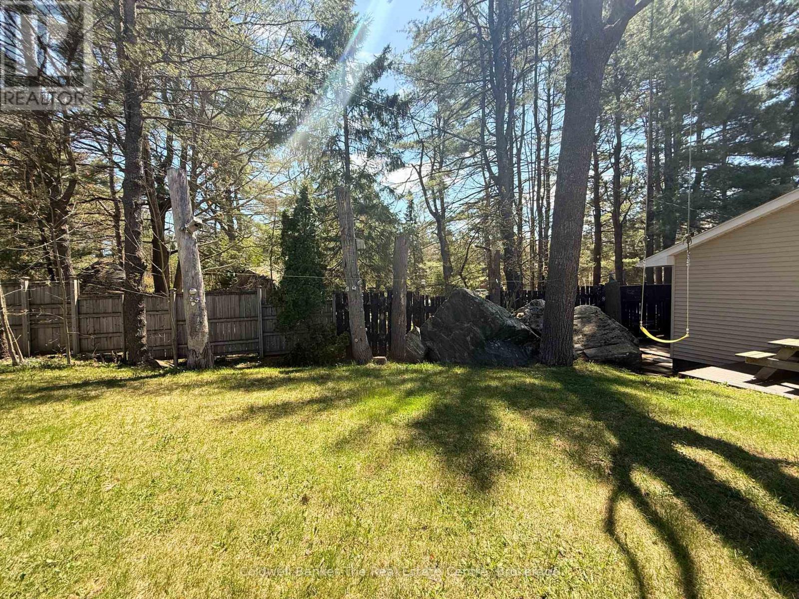 822 Pinedale Road, Gravenhurst, Ontario  P1P 1L3 - Photo 45 - X12021792