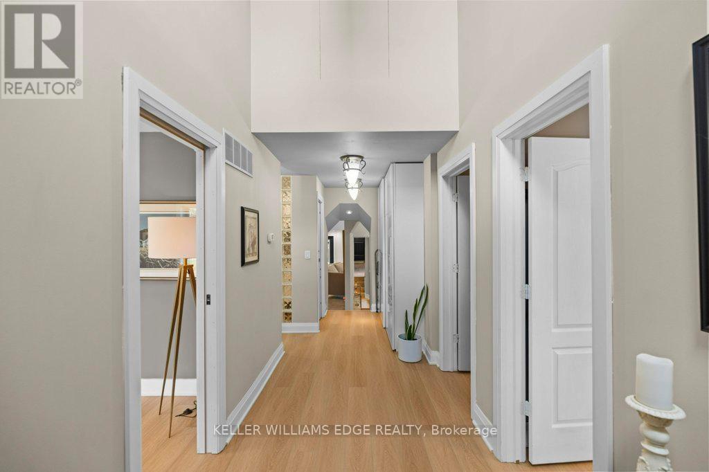 61 Lake Avenue N, Hamilton, Ontario  L8E 1L2 - Photo 18 - X12135904