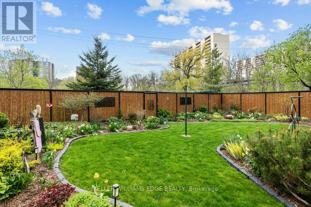 61 Lake Avenue N, Hamilton, Ontario  L8E 1L2 - Photo 44 - X12135904