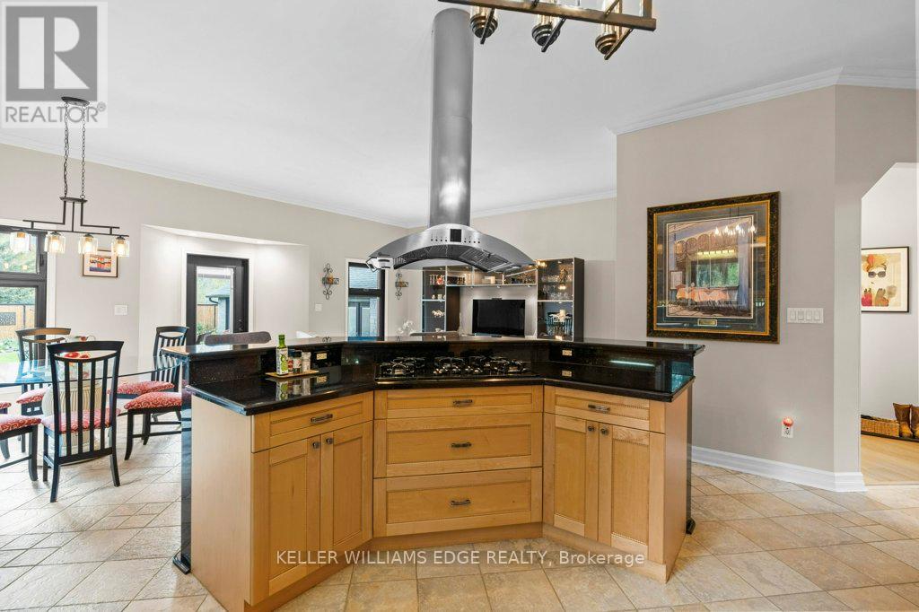 61 Lake Avenue N, Hamilton, Ontario  L8E 1L2 - Photo 8 - X12135904
