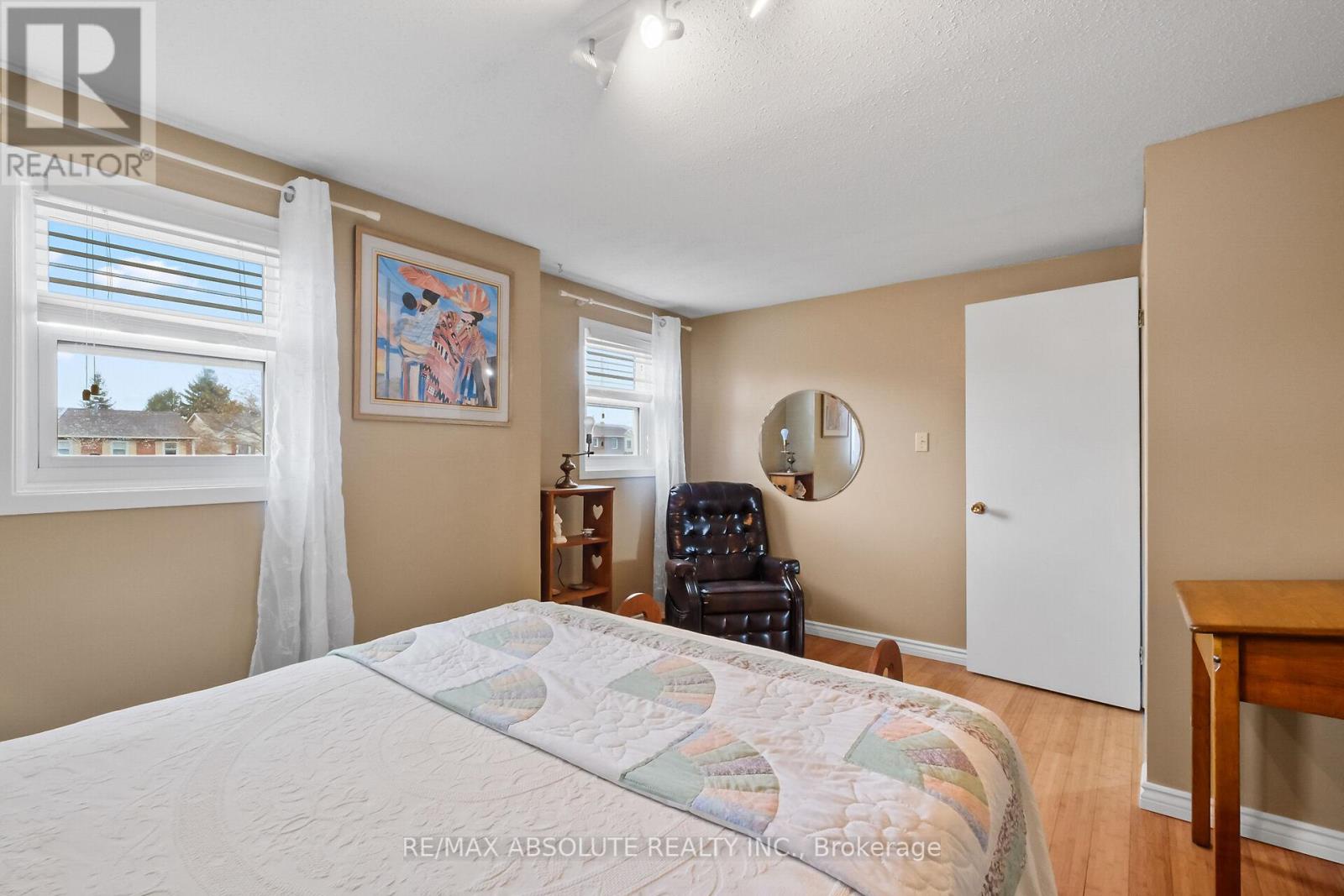219 Mccurdy Drive, Ottawa, Ontario  K2L 2L5 - Photo 24 - X12135926