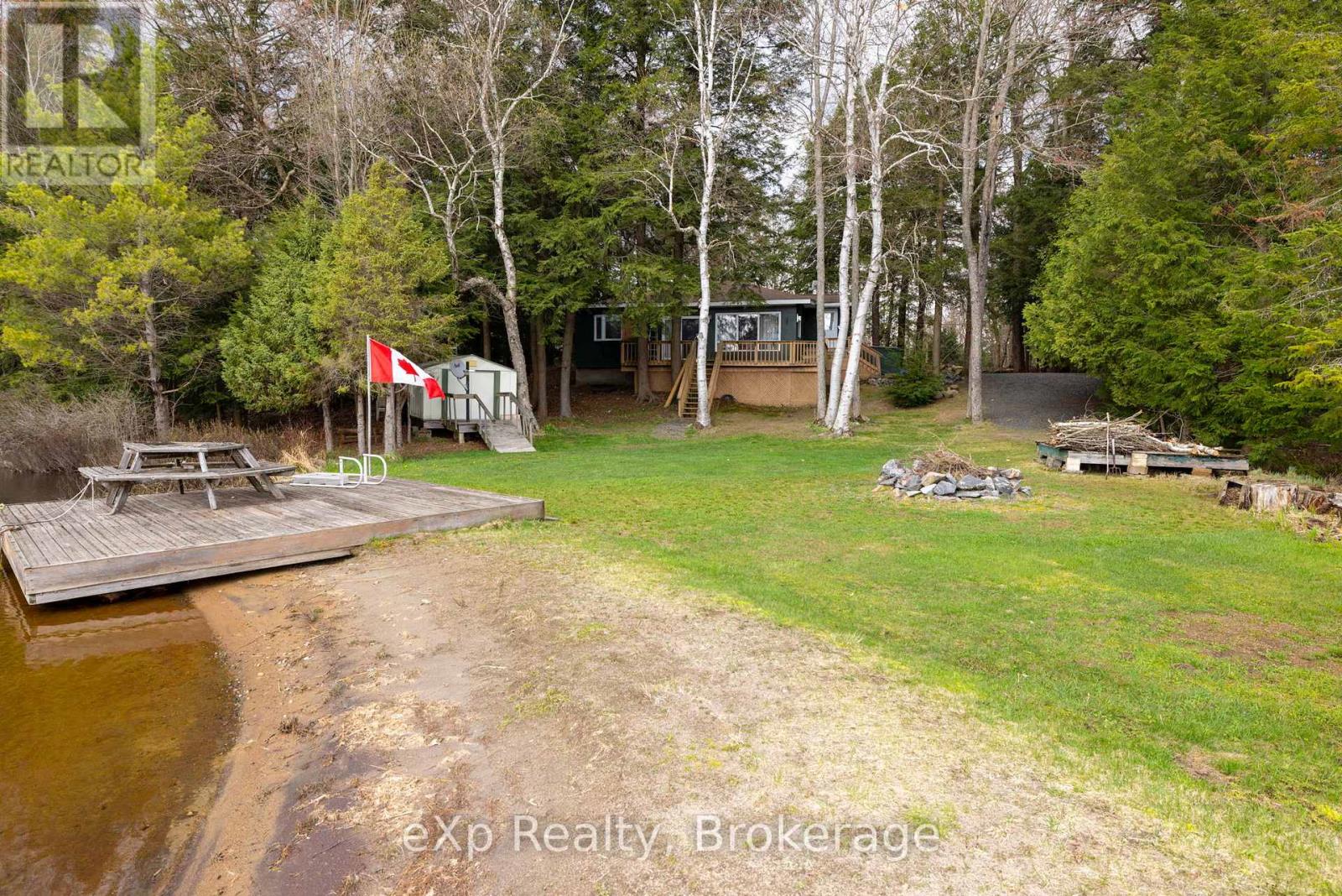 36 Roberts Lake Road E, Seguin, Ontario  P2A 2W8 - Photo 2 - X12135937