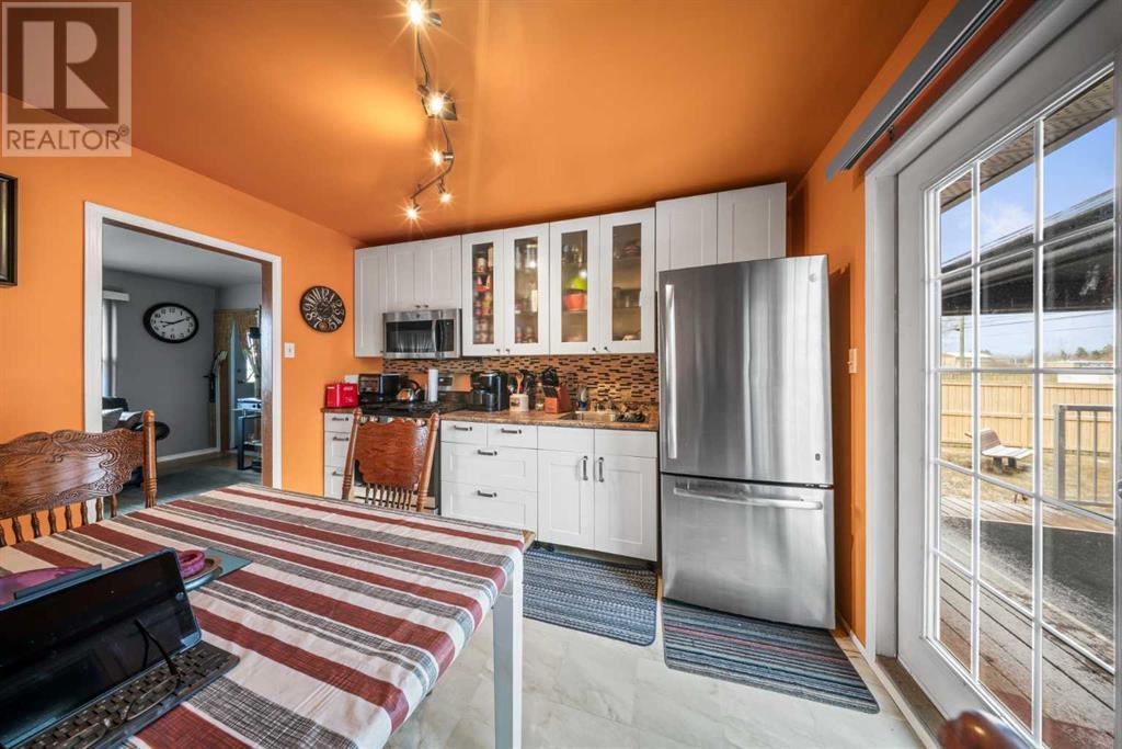 192 Tamarac Boulevard, Springbrook, Alberta  T4S 1V7 - Photo 5 - A2212684