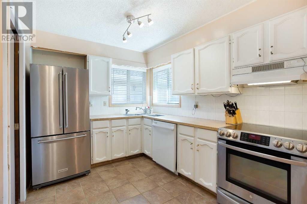 124 Templeridge Close Ne, Calgary, Alberta  T1Y 4E2 - Photo 8 - A2210599