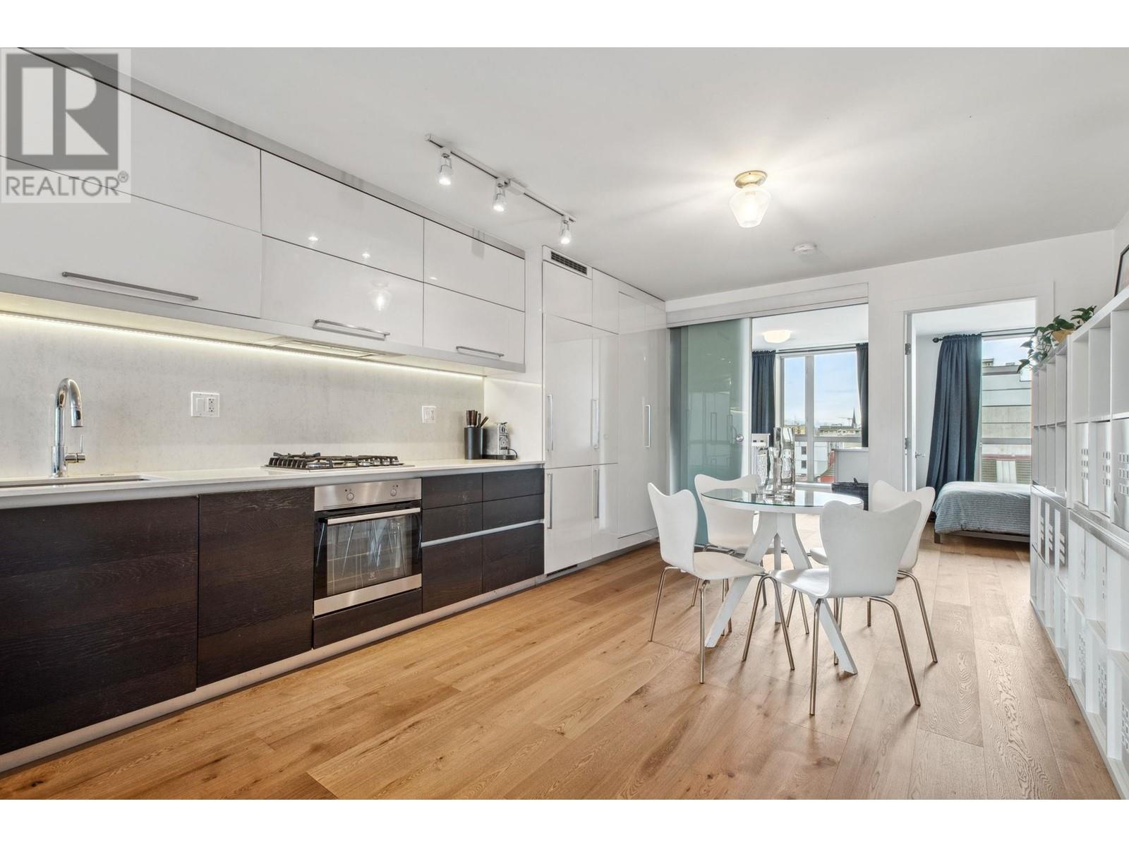 Listing Picture 4 of 19 : 808 189 KEEFER STREET, Vancouver / 溫哥華 - 魯藝地產 Yvonne Lu Group - MLS Medallion Club Member