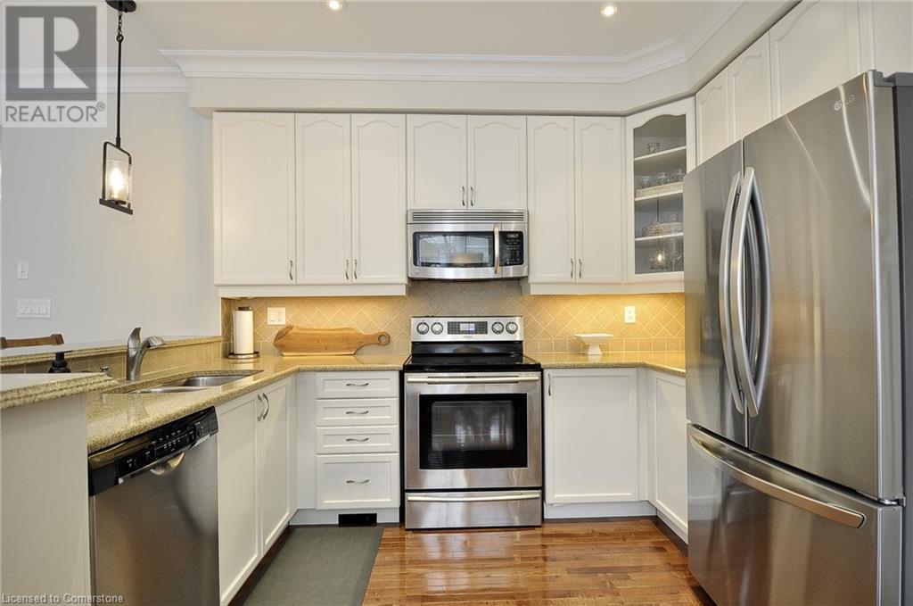 124 Silverthorne Drive, Cambridge, Ontario  N3C 0A8 - Photo 12 - 40723436