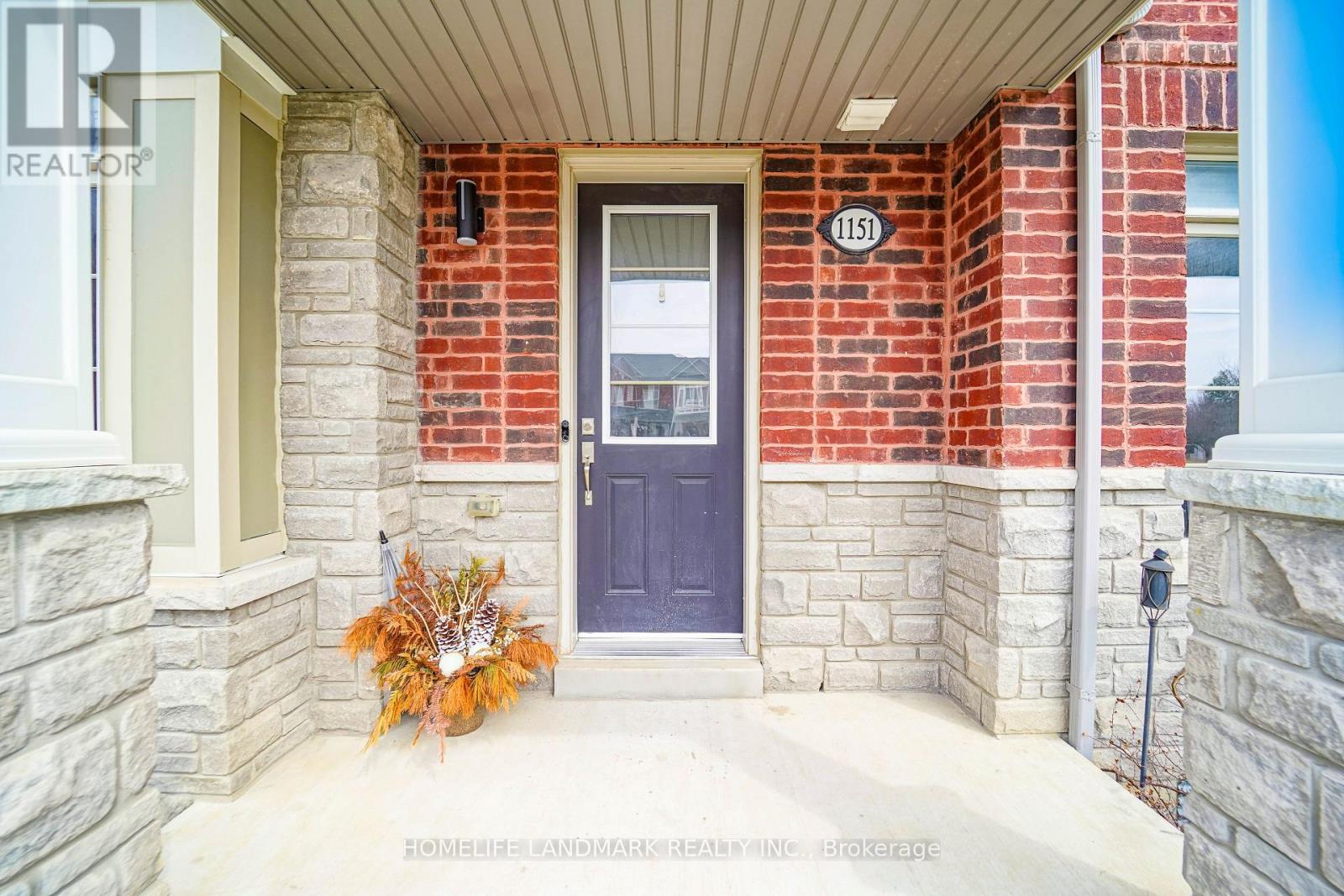 Property at 1151 CHURCH STREET N image 2