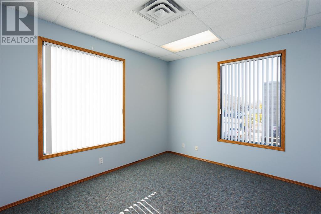 Property at 201, 4802 51 Avenue image 3
