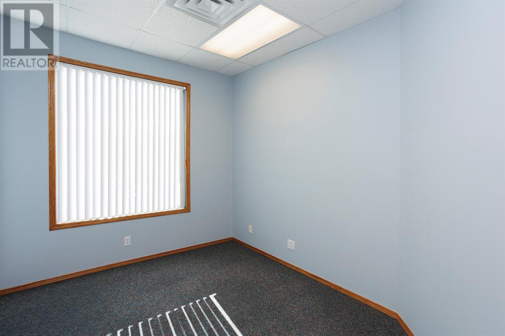 Property at 201, 4802 51 Avenue image 4