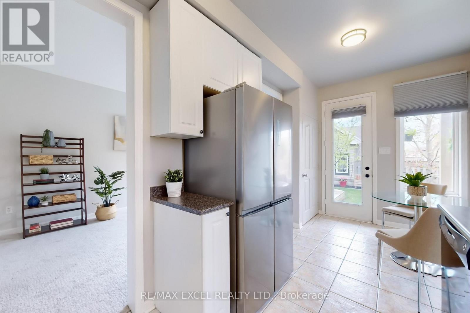 318 Country Glen Road, Markham (Cornell), Ontario  L6B 1C5 - Photo 13 - N12135932