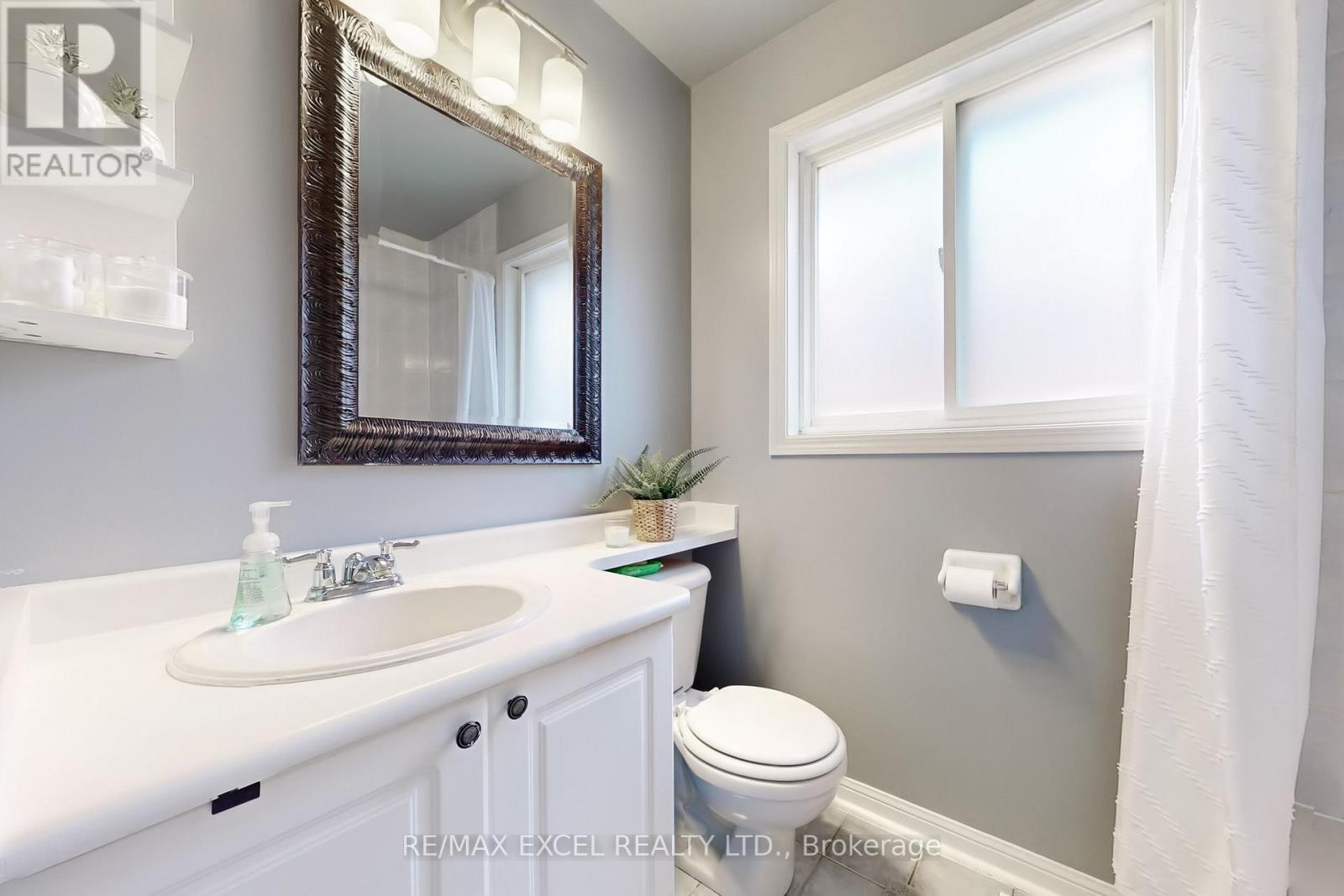 318 Country Glen Road, Markham, Ontario  L6B 1C5 - Photo 22 - N12135932