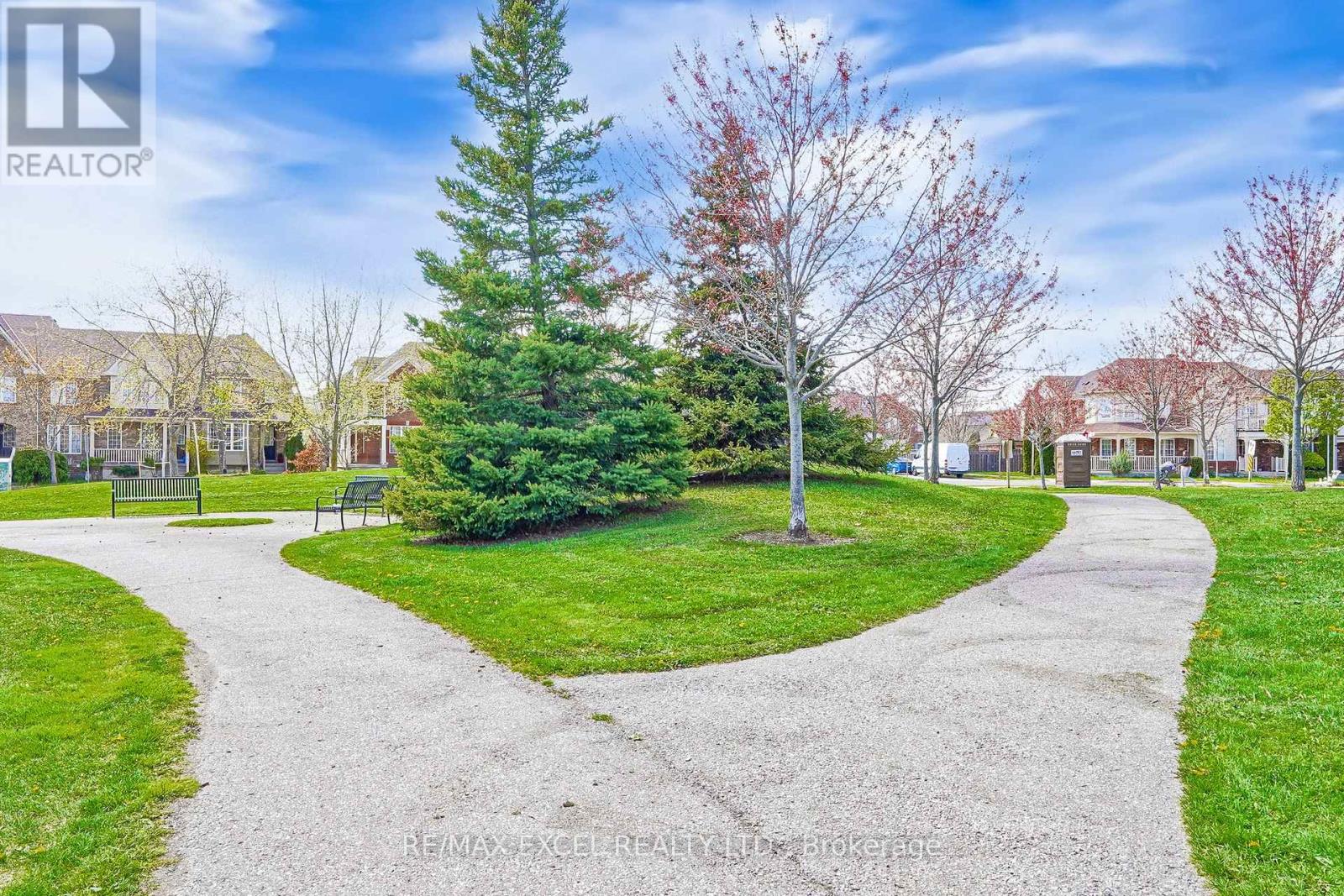 318 Country Glen Road, Markham, Ontario  L6B 1C5 - Photo 37 - N12135932