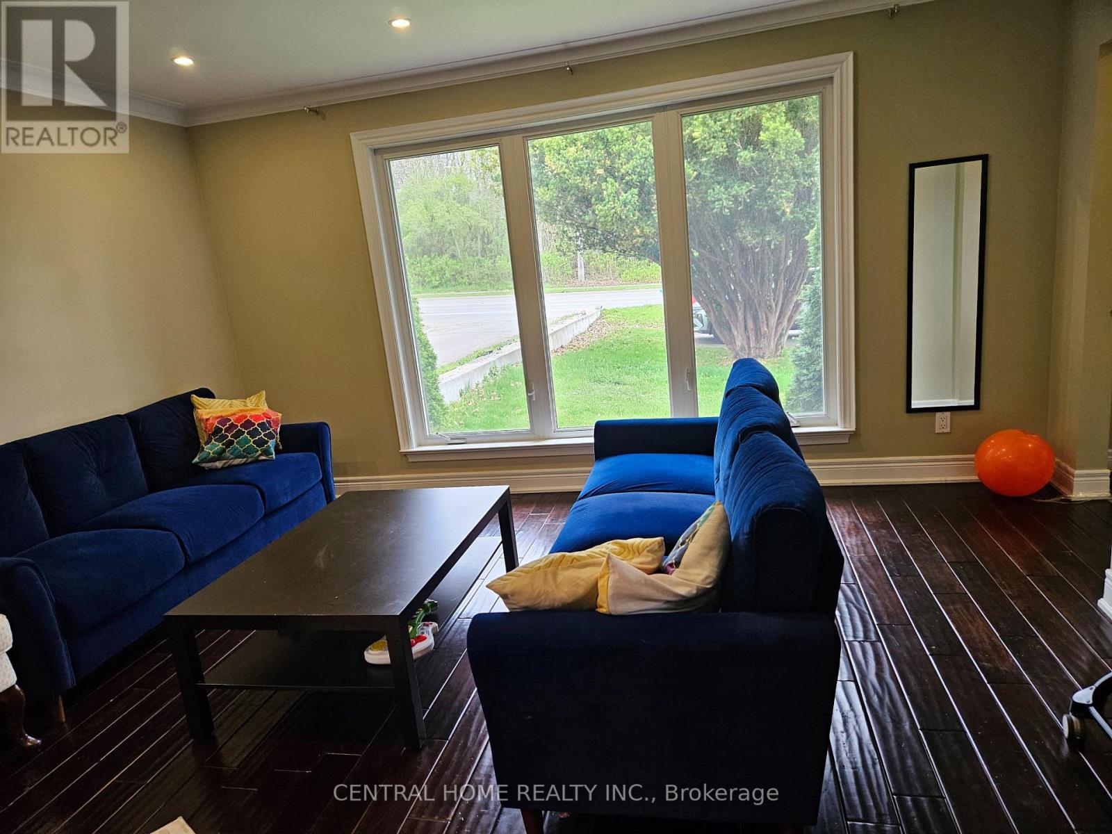 Property at 66 EAGLE STREET image 3