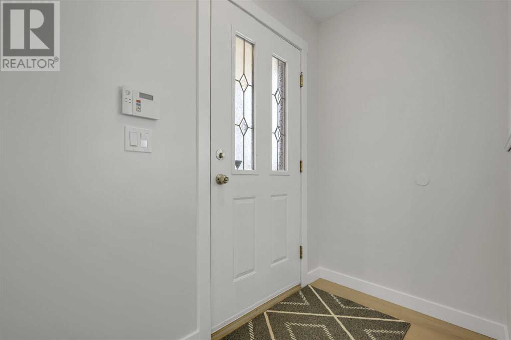 Property at 49 Edgeland Close NW image 3