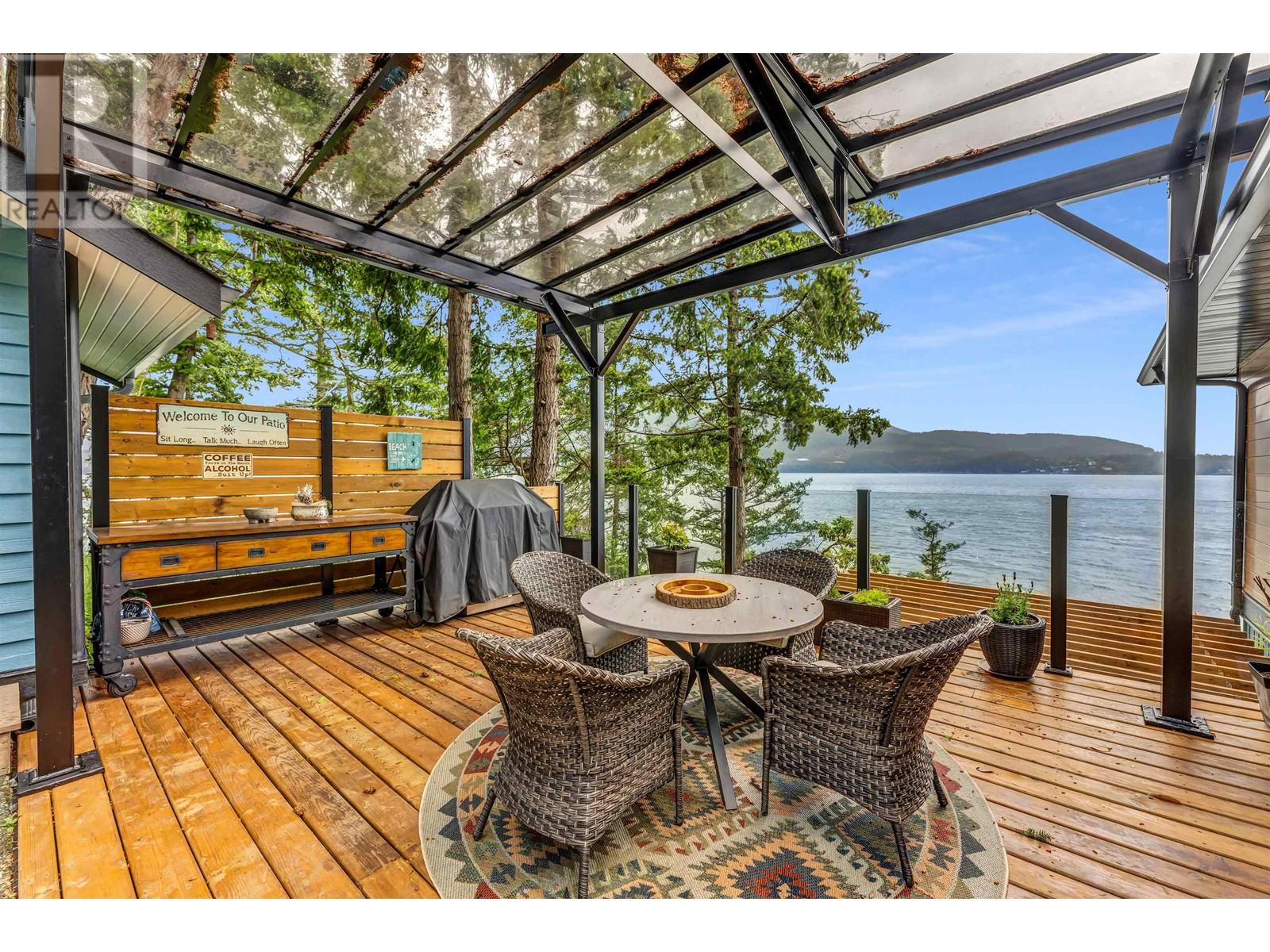 1531 Eagle Cliff Road, Bowen Island, British Columbia  V0N 1G1 - Photo 1 - R3000683