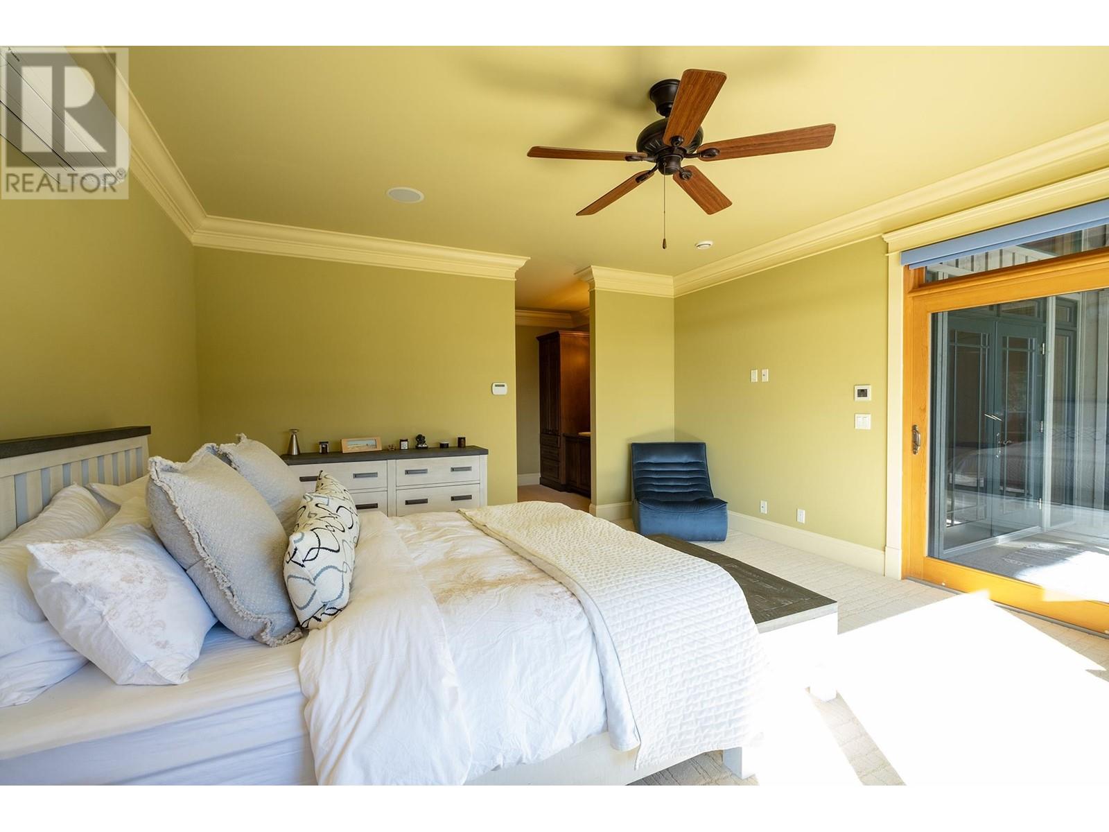 7626 Eureka Avenue, Halfmoon Bay, British Columbia  V7Z 1A1 - Photo 18 - R3000686