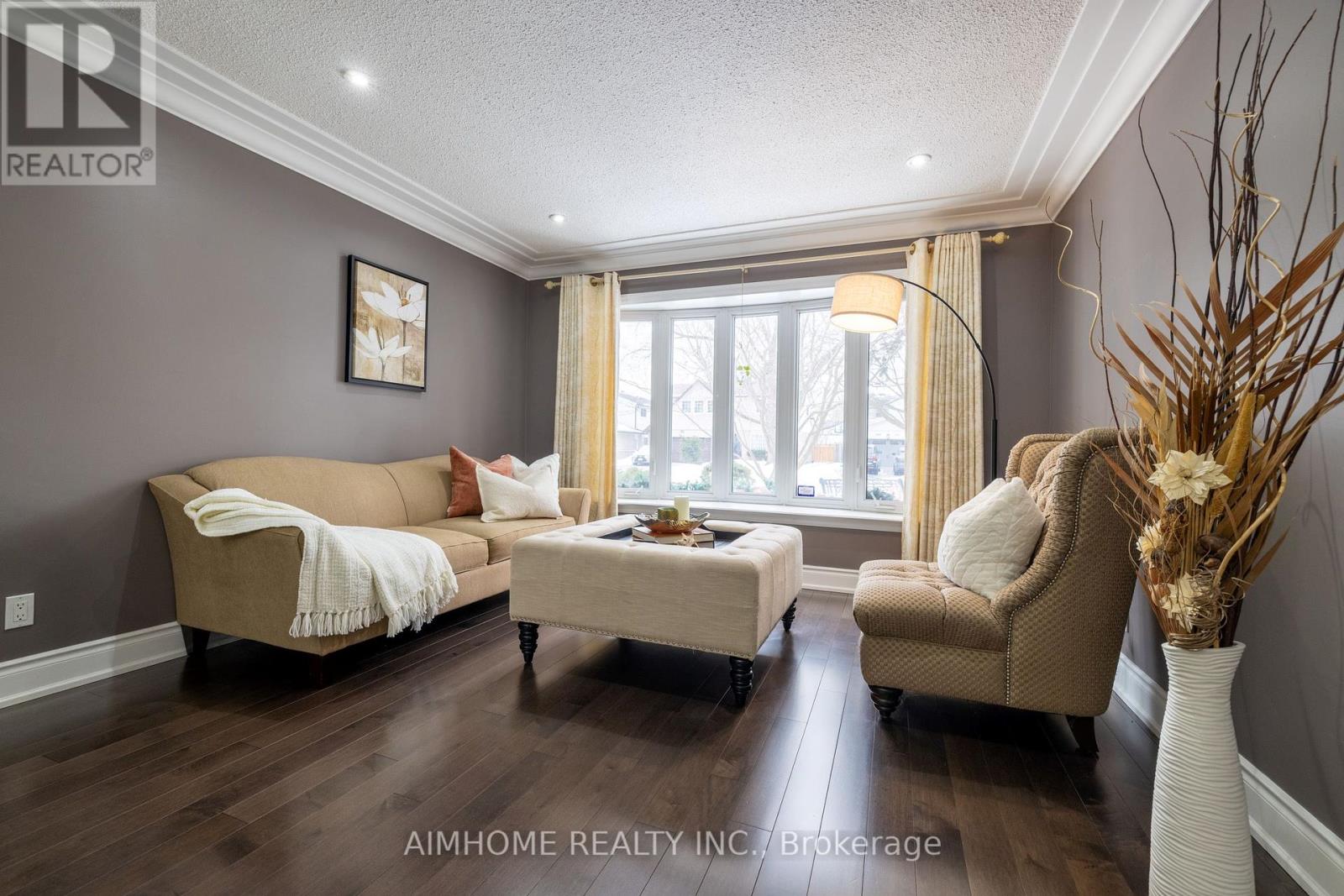 83 Emmeloord Crescent, Markham (Unionville), Ontario  L3R 1P9 - Photo 9 - N12135953