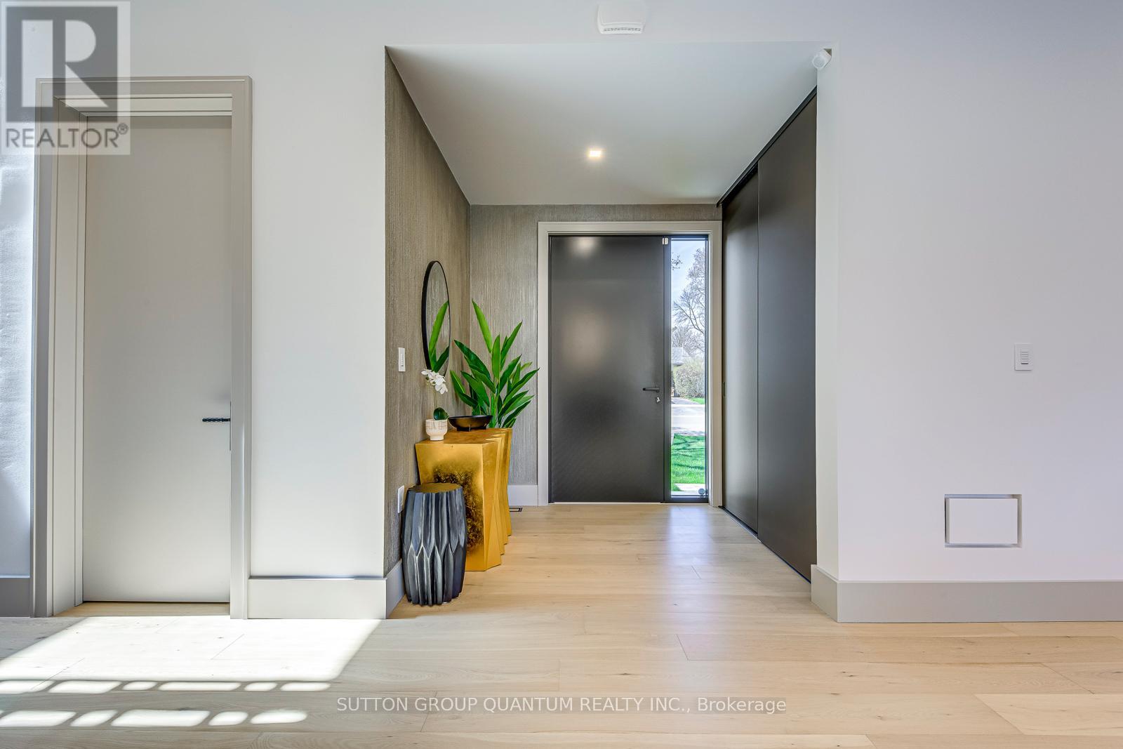 Property at 1430 HIXON STREET image 5
