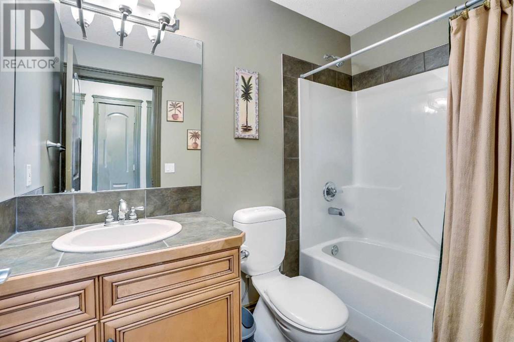 214 Thornleigh Close Se, Airdrie, Alberta  T4A 2E2 - Photo 26 - A2205584
