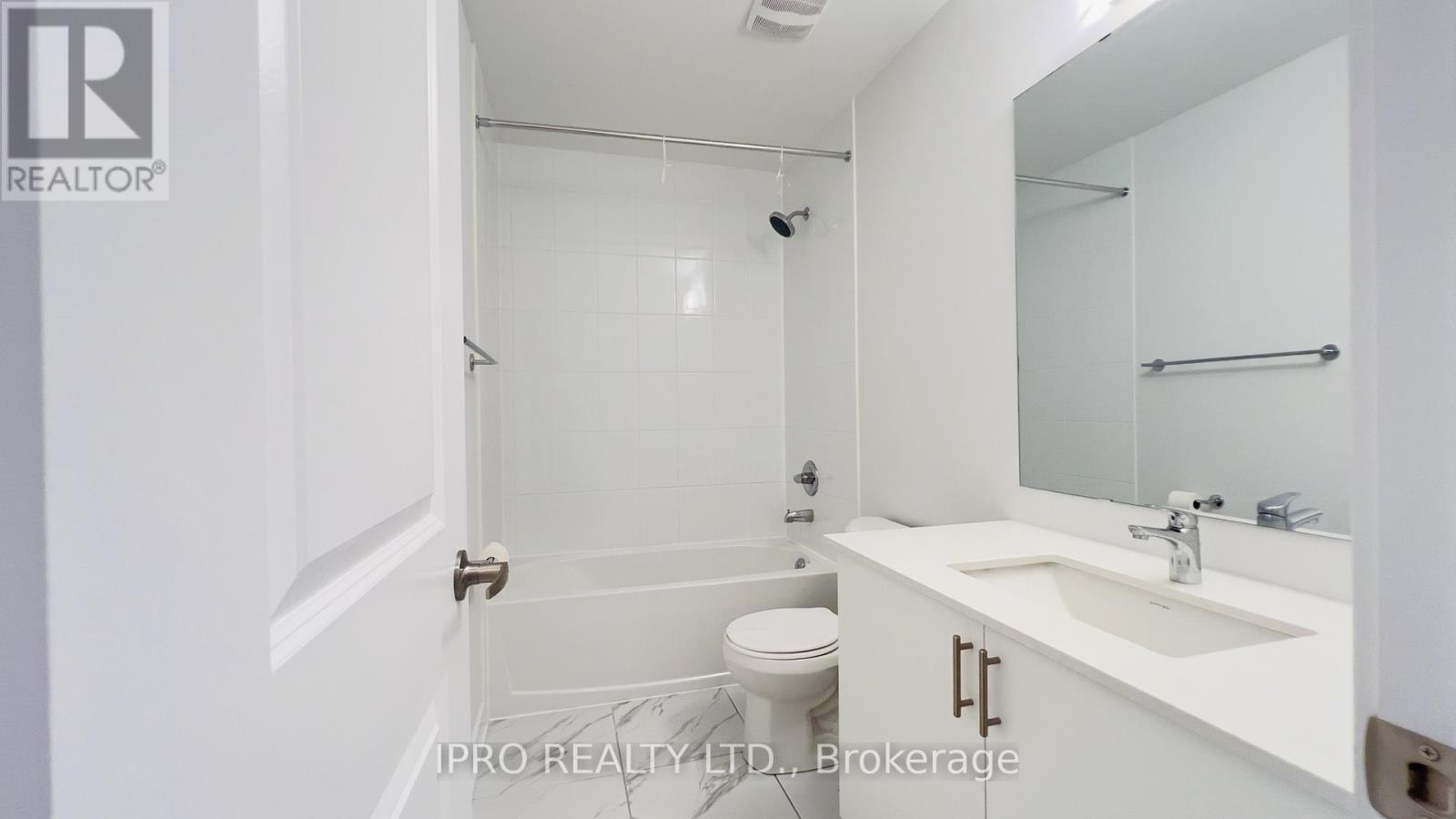 1818 Donald Cousens Parkway, Markham (Cornell), Ontario  L6B 0V5 - Photo 23 - N12135973