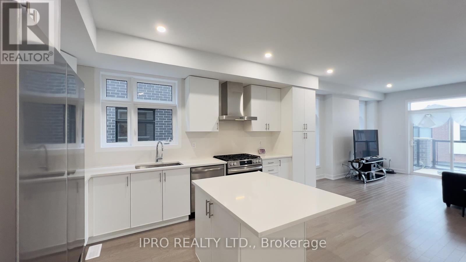 1818 Donald Cousens Parkway, Markham (Cornell), Ontario  L6B 0V5 - Photo 37 - N12135973