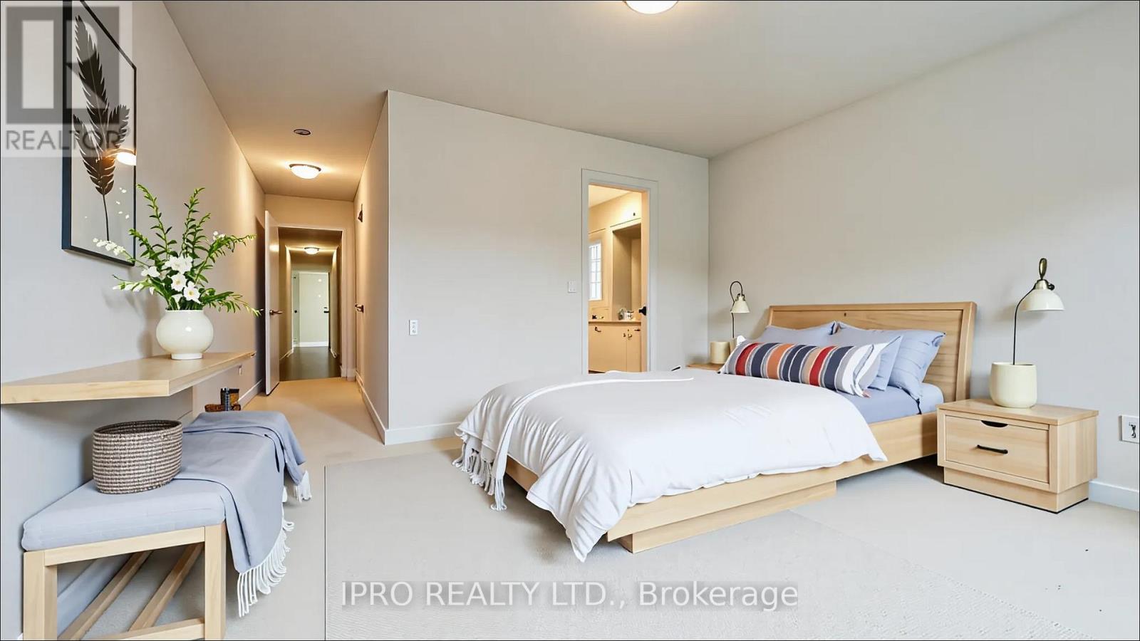 1818 Donald Cousens Parkway, Markham (Cornell), Ontario  L6B 0V5 - Photo 5 - N12135973